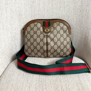 Authentic Gucci crossbody bag brown monogram coated canvas